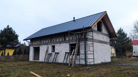 Projekt 70 m2"Adaś z poddaszem lustrzane odbicie" MIESZKALNY na Zgłoszenie Projekt 70 m2"Adaś z poddaszem lustrzane odbicie" MIESZKALNY na Zgłoszenie